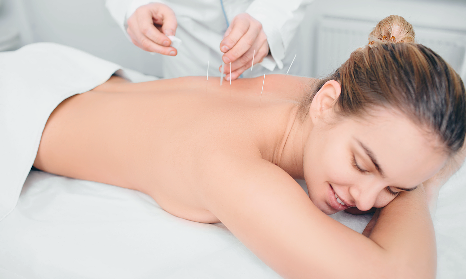 East Meets West: How Cold Laser Therapy Enhances Acupuncture for Pain Relief
