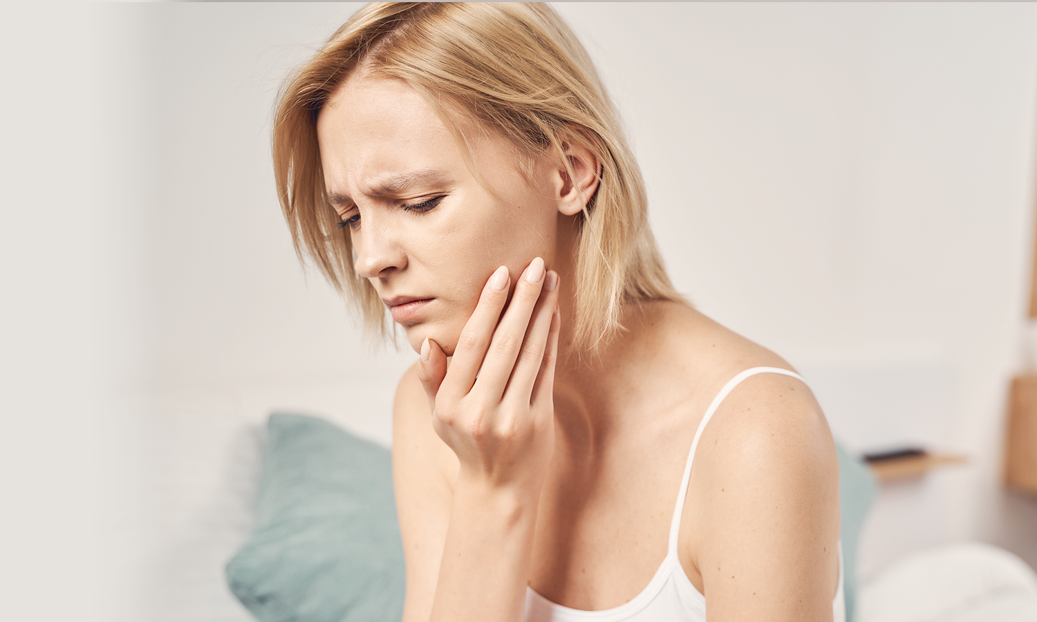 TMJ Pain Got You Clicking? How Cold Laser Therapy Can Help