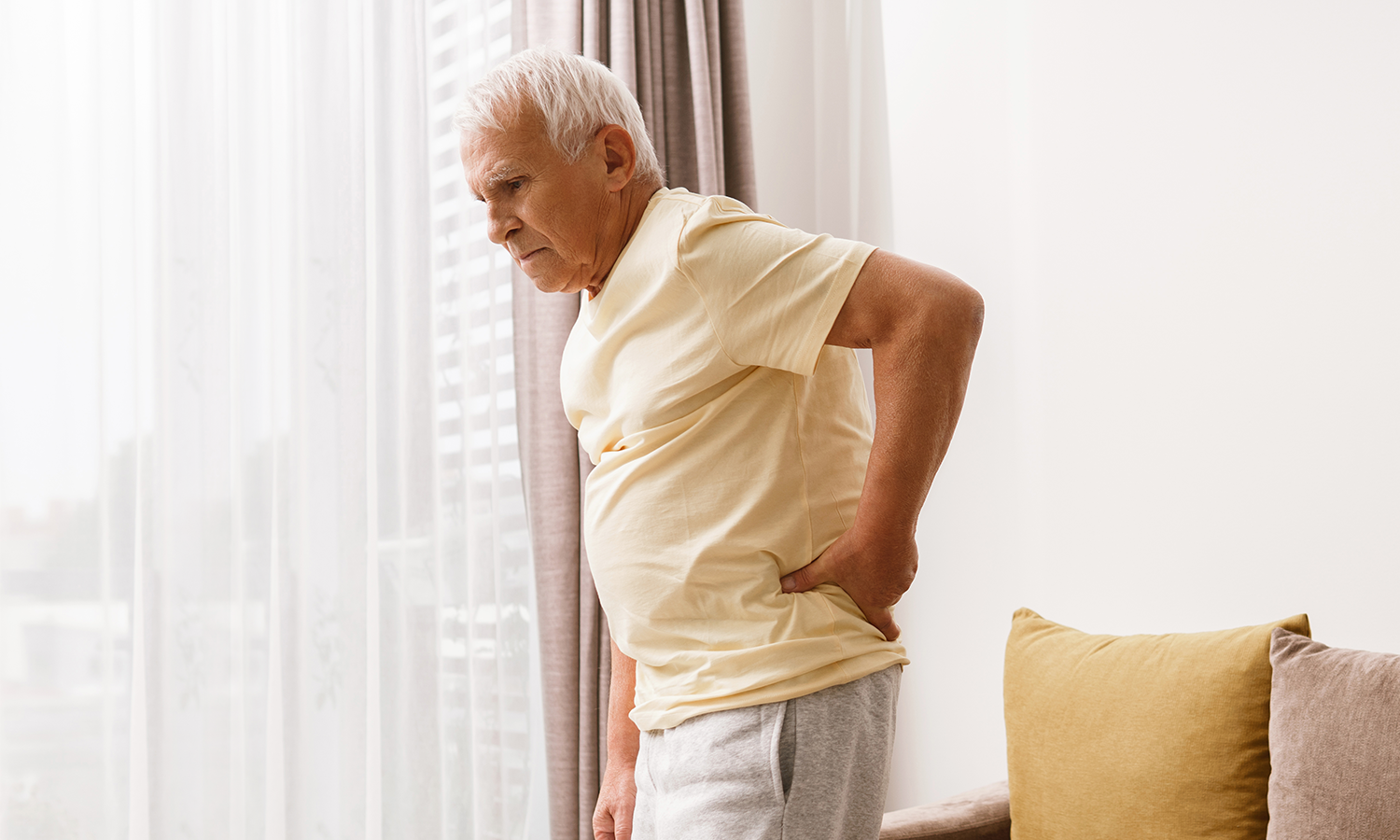 Cold Laser Therapy for Seniors – Safe Drug-Free Pain Relief