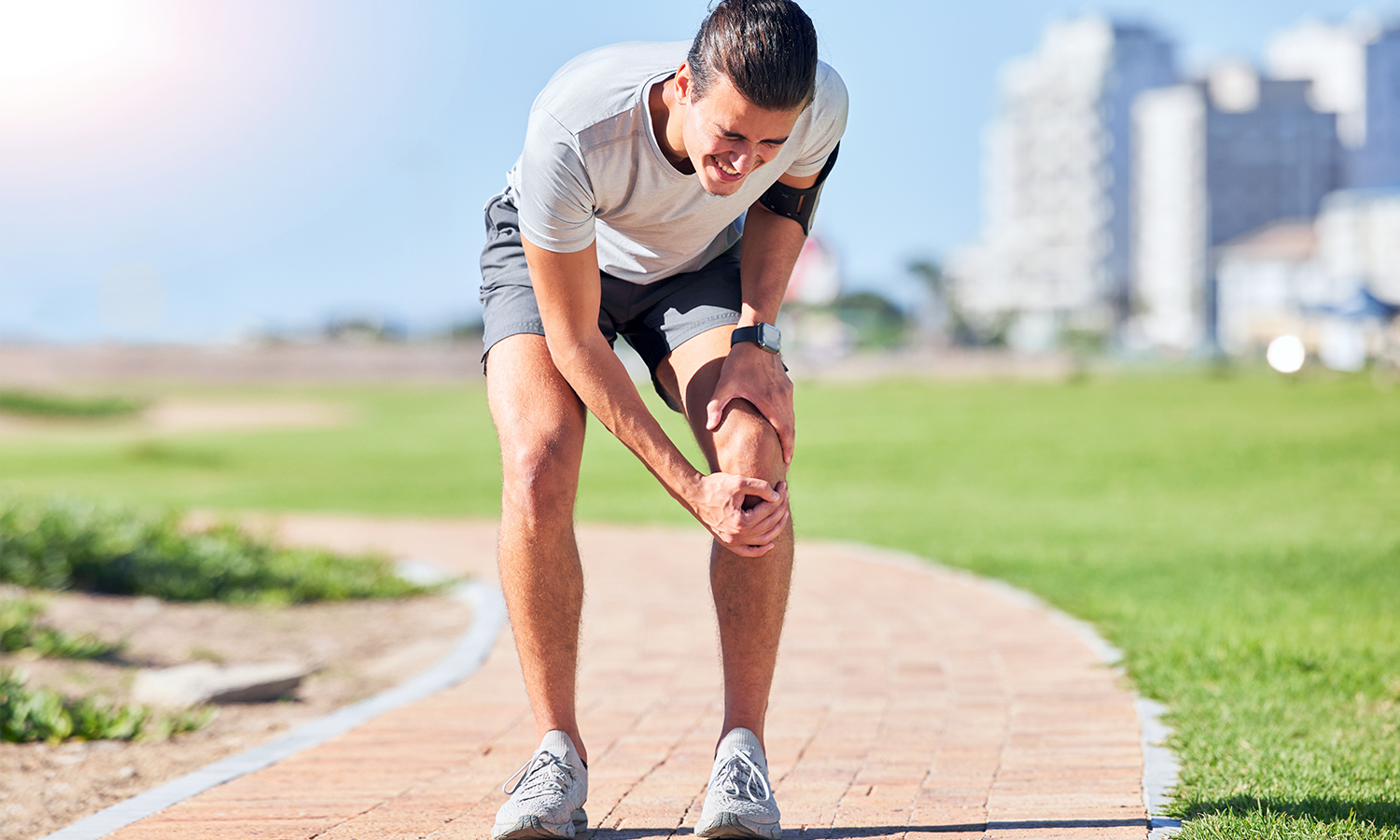 Meniscus Tears and Cold Laser Therapy: A Smarter Way to Manage Knee Pain