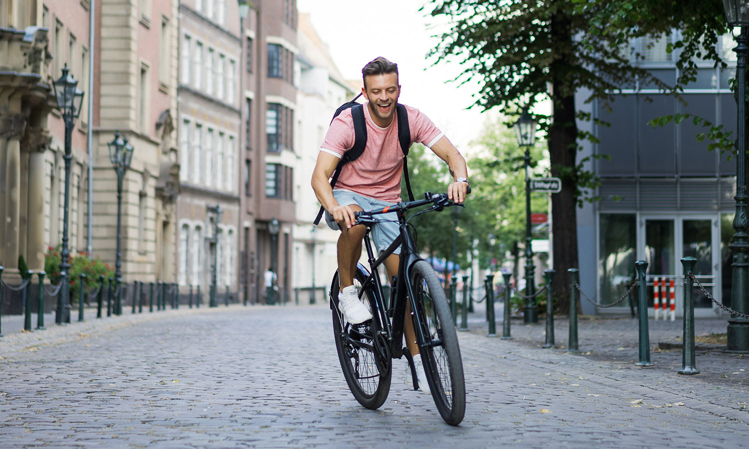 Cold Laser Therapy for Cyclists: Supporting Recovery From Knee, Hip, and Muscle Overuse