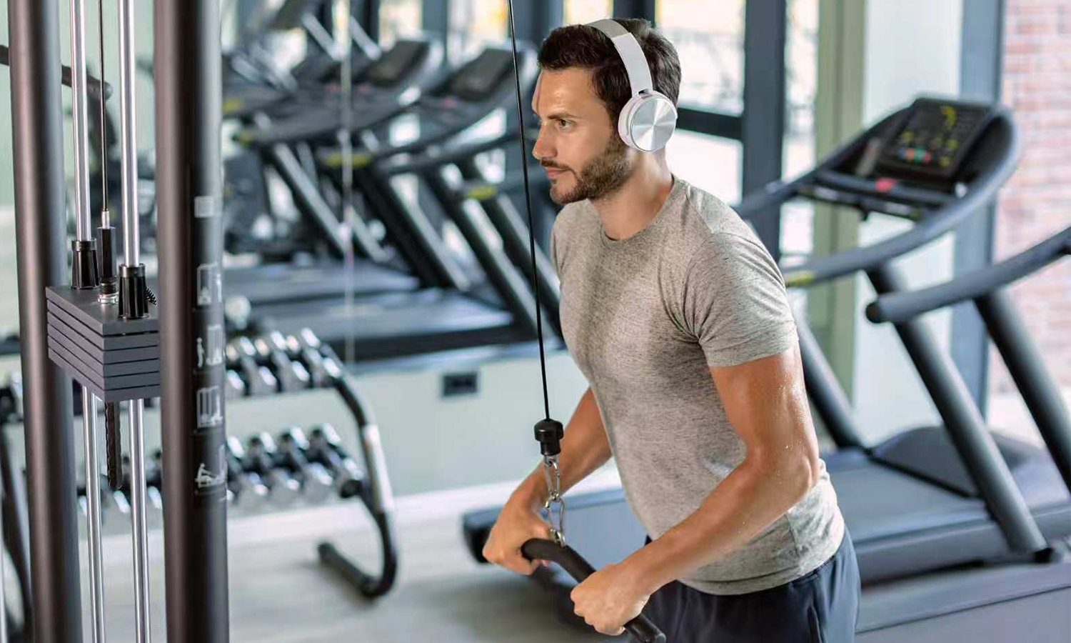 Cold Laser Therapy for CrossFit Athletes: How Low-Level Laser Therapy Supports Recovery After High-Intensity Training